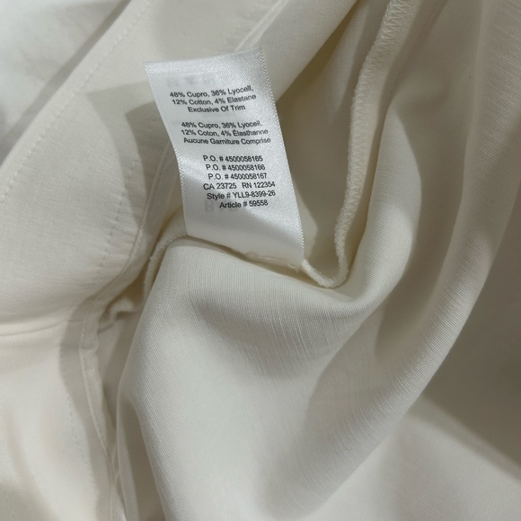 🤍Babaton (Aritzia) White Strapless Dress - Picture 10 of 10